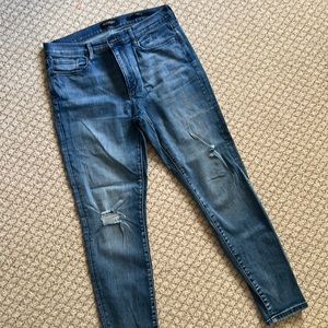 Banana Republic Jean.  Skinny.  Size 29.